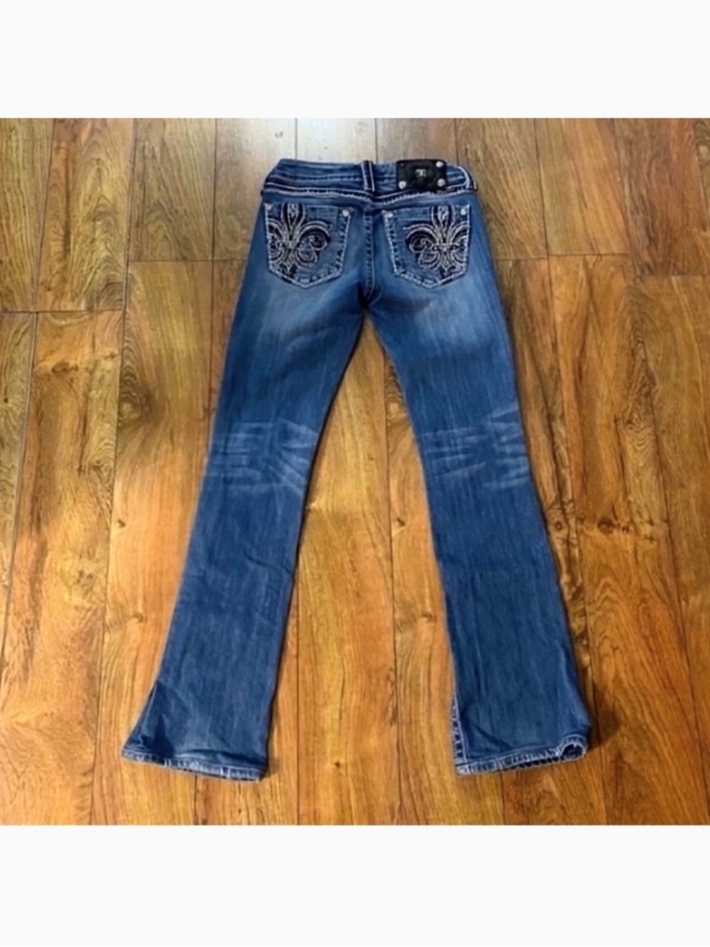 Gorgeous Vintage Miss Me Boot Jeans With Embellished Pockets 30-1/2” Inseam